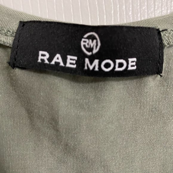 Lk New~.Rae Mode Basic Long Sleeve Top with Pocket ~Sm - Picture 4 of 10